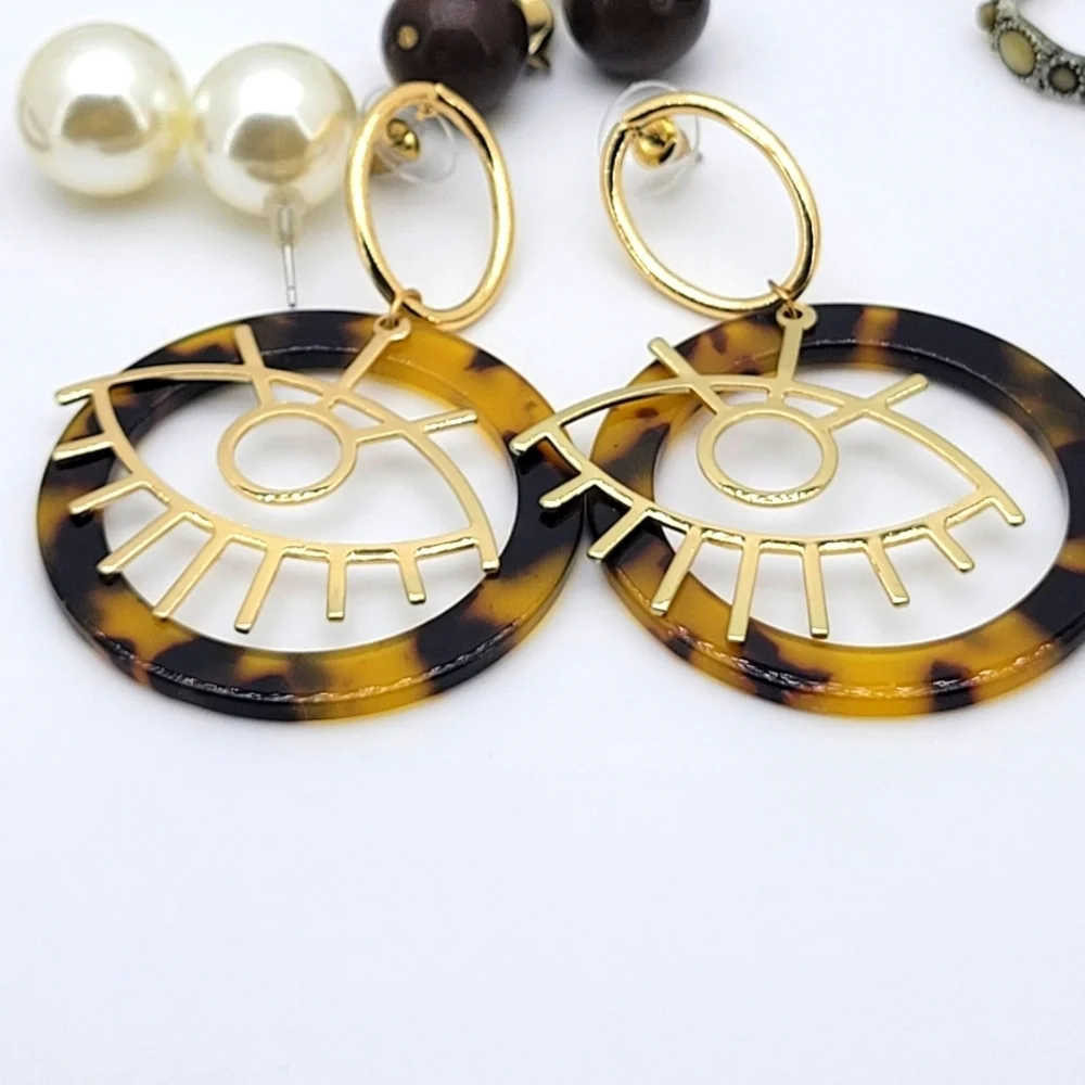 Lot of 10 Silver Gold Tone Vintage Earrings Set + 2 Bracelets